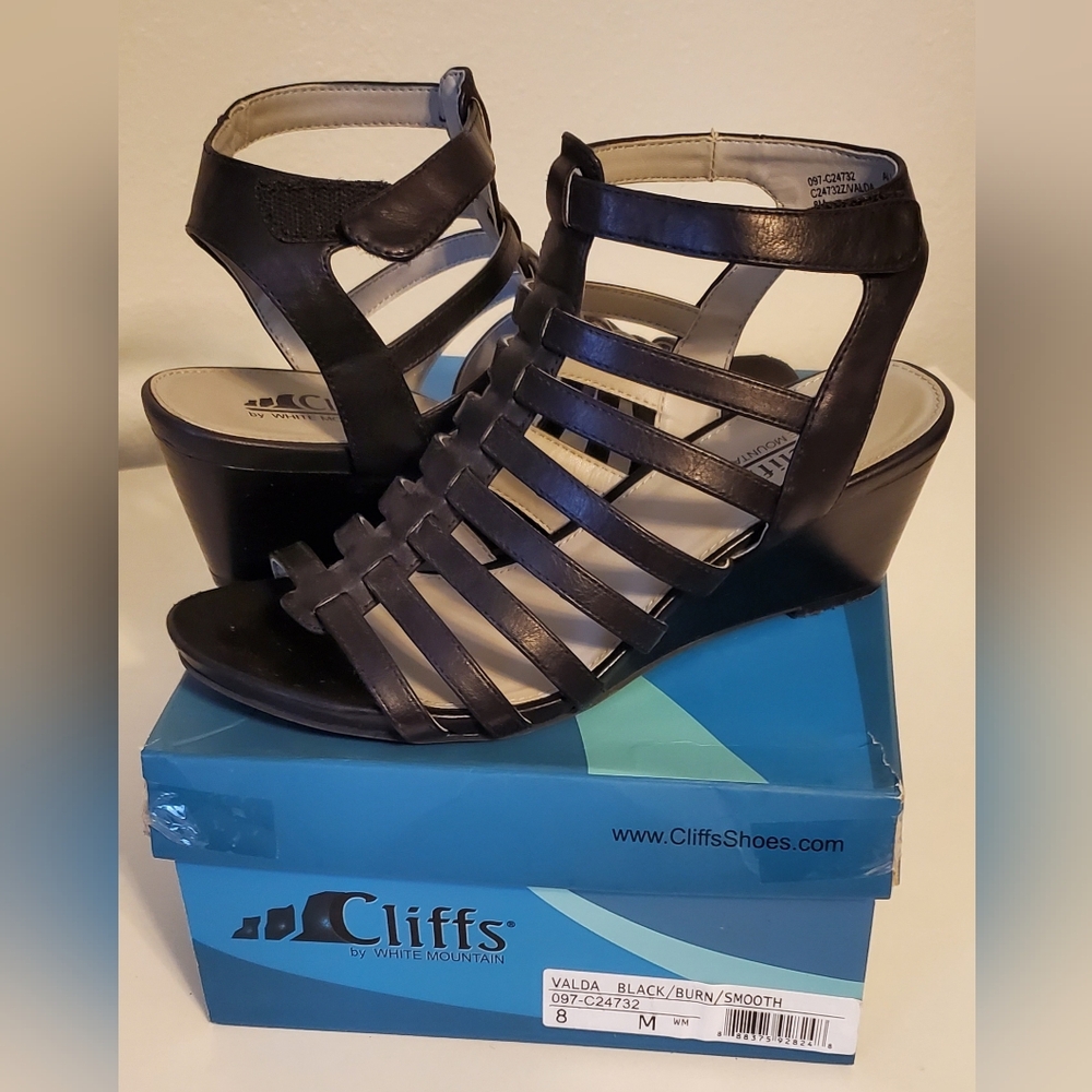 Women's 8 Cliffs Shoes Strappy Sandals Black Heels
